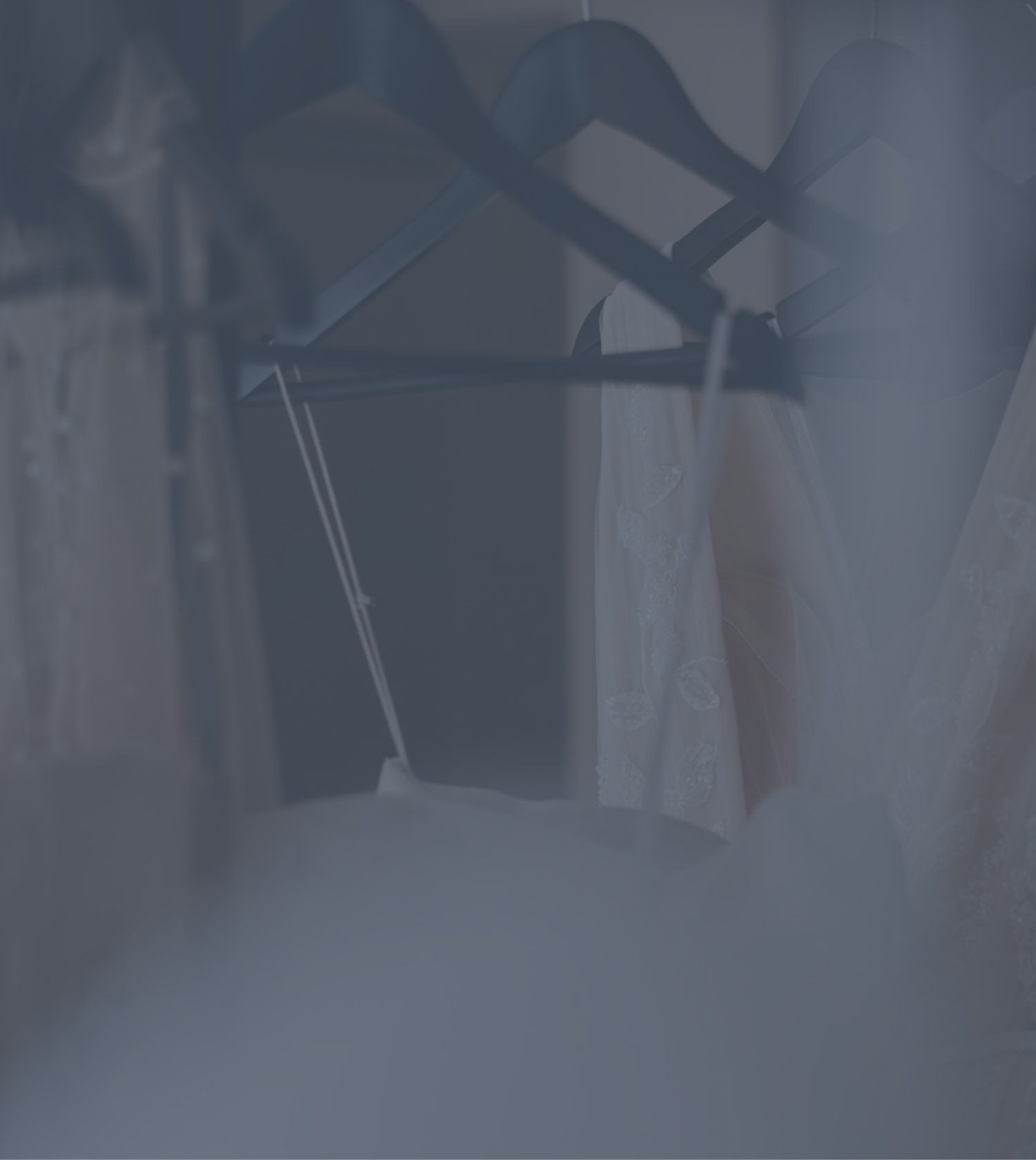 Photo of the real bride and groom - Mobile Image