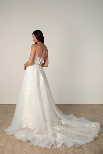 Essense of Australia 7975 #1 (IV-BC) IVORY LACE TULLE & ROYAL ORGANZA OVER BISCOTTI GOWN thumbnail