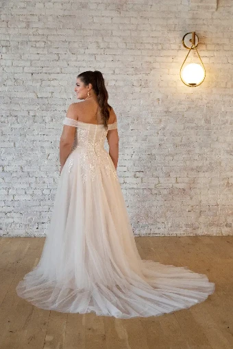 Essense of Australia 7509 #5 default (IV-IV) Ivory Lace and Tulle over Ivory Gown thumbnail