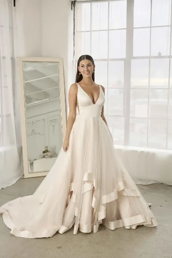 Serene by Madi Lane SR2541 #0 default Ivory thumbnail