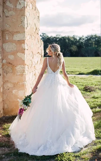 Essense of Australia D3151 #1 thumbnail