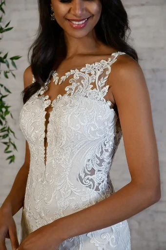 Essense of Australia 7325 #2 default (IVIV-PL) Ivory Lace & Tulle ov Ivory Gown w/ Porcelain Tulle Illusion thumbnail