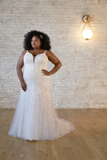 Essense of Australia 7479 #5 (IVBC-PL) Ivory Lace & Tulle ov Biscotti Gown w Porcelain Tulle Plunge thumbnail