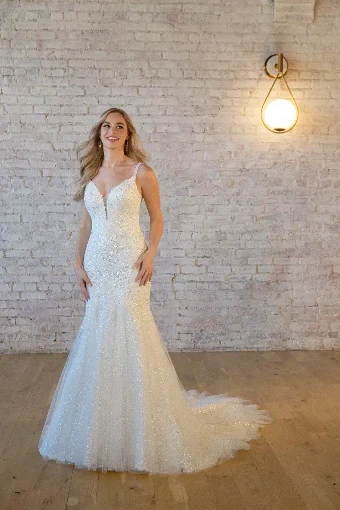 Essense of Australia 7479 #0 default (IVBC-PL) Ivory Lace & Tulle ov Biscotti Gown w Porcelain Tulle Plunge thumbnail